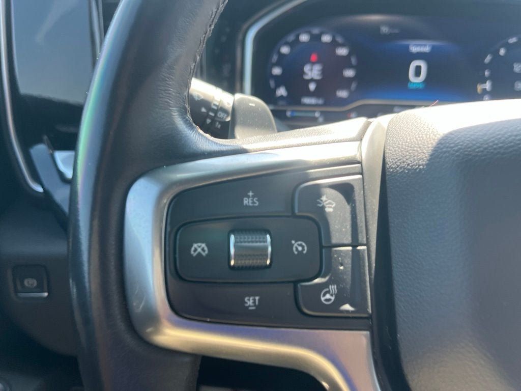 Used 2022 Chevrolet Silverado 1500 LT AWD/4WD image 34