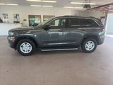 Certified 2023 Jeep Grand Cherokee Laredo image 5