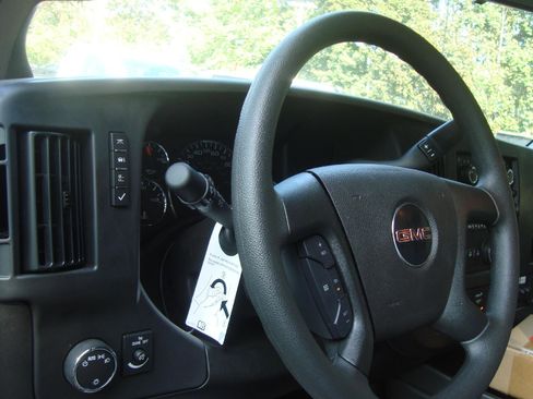 New 2025 GMC Savana 3500 w/ Power Convenience Package image 11