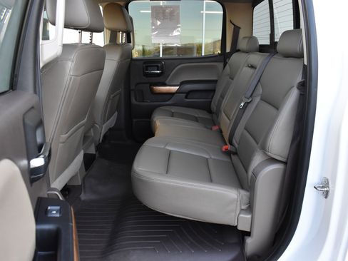 Used 2018 Chevrolet Silverado 1500 LTZ w/ LTZ Plus Package image 17