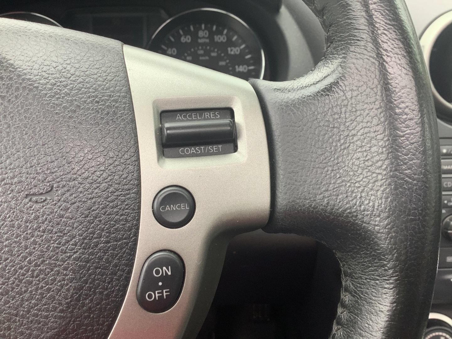 Used 2013 Nissan Rogue SL AWD/4WD image 32