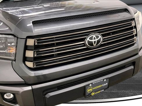 Used 2021 Toyota Tundra Limited w/ Limited Premium Package AWD/4WD image 31
