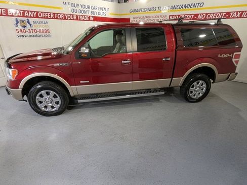 Used 2014 Ford F150 Lariat w/ Lariat Chrome Package image 4
