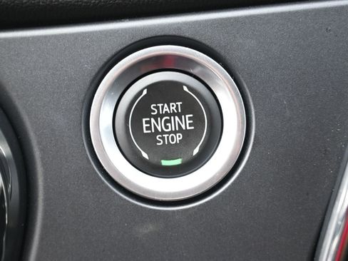 Used 2022 Chevrolet Blazer RS w/ Enhanced Convenience Package image 17