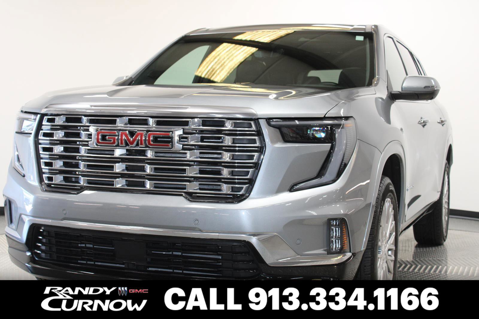 Used 2026 GMC Acadia Denali w/ Super Cruise Package AWD/4WD image 1