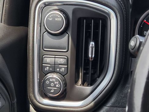 Used 2021 Chevrolet Silverado 1500 High Country w/ Technology Package RWD image 22