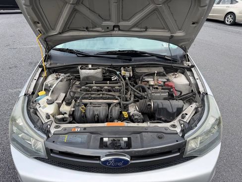 Used 2009 Ford Focus SES FWD image 19
