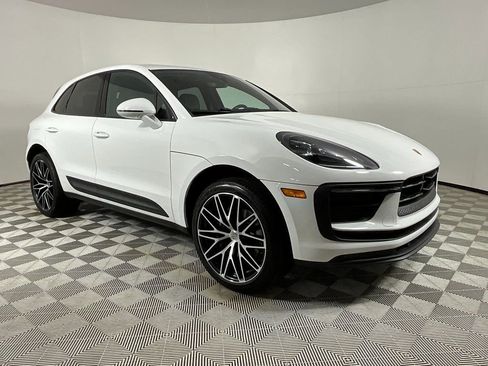 Used 2022 Porsche Macan AWD/4WD image 6