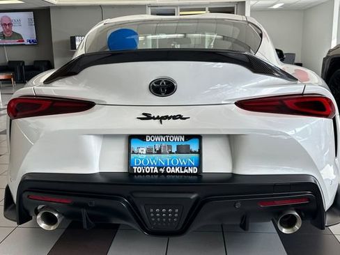 Used 2026 Toyota Supra w/ Driver Assist Package image 5