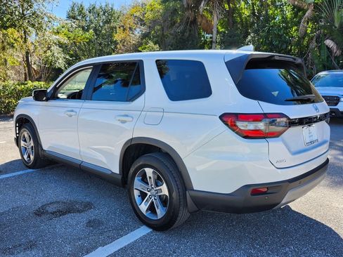 Certified 2024 Honda Pilot EX-L image 5