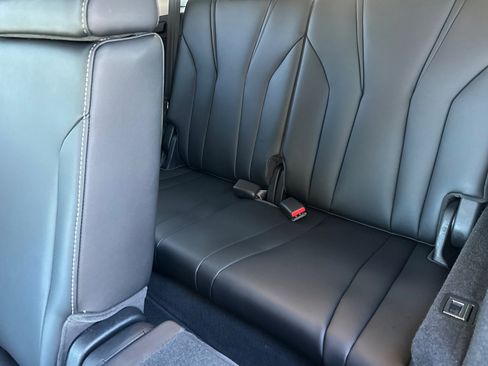 Certified 2025 Acura MDX SH-AWD w/ Technology Package image 19