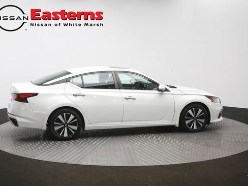 Used 2022 Nissan Altima 2.5 SV w/ SV Premium Package FWD image 43