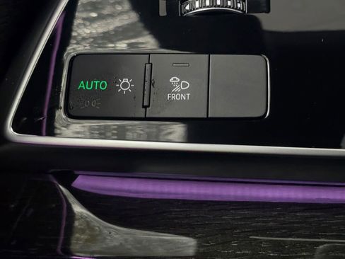 Certified 2025 Audi Q8 Premium Plus w/ Premium Plus Package image 35