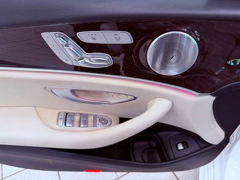 Used 2017 Mercedes-Benz E 300 image 18