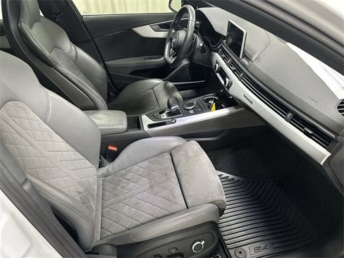 Used 2019 Audi S4 Premium Plus w/ Premium Plus Package image 19