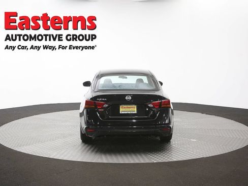 Used 2024 Nissan Altima 2.5 S FWD image 34