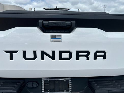 Used 2023 Toyota Tundra SR5 AWD/4WD image 11