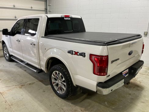 Used 2016 Ford F150 Lariat w/ Equipment Group 502A Luxury AWD/4WD image 17