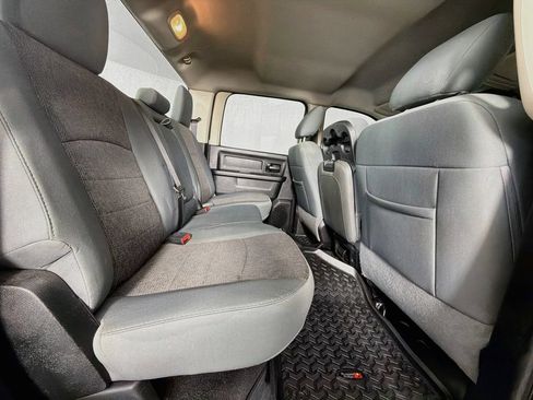 Used 2013 RAM 2500 Tradesman w/ Chrome Appearance Group AWD/4WD image 27