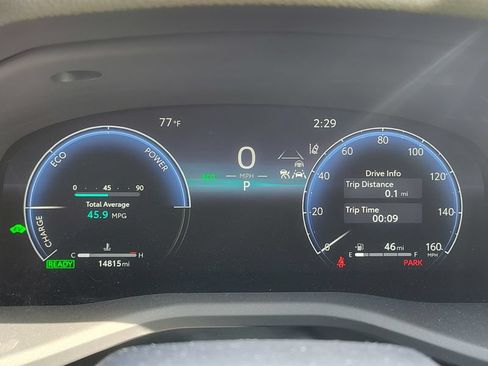 Used 2025 Toyota Camry XLE w/ Premium Plus Package AWD/4WD image 14