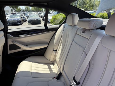Certified 2023 BMW 540i w/ M Sport Package RWD image 32