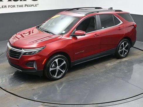 Used 2024 Chevrolet Equinox LT image 43