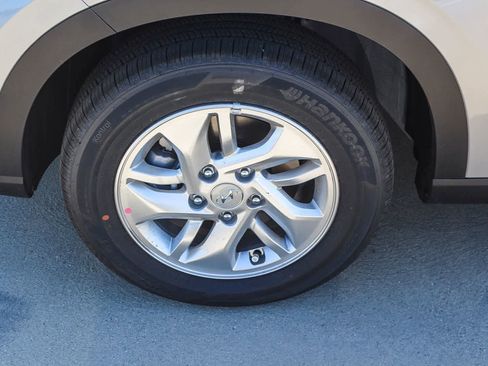 New 2026 Hyundai Venue SE image 12