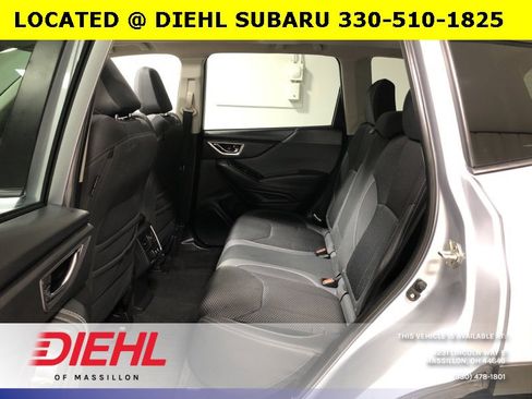Used 2020 Subaru Forester Premium image 17