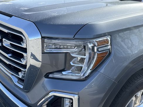 Used 2022 GMC Sierra 1500 SLT w/ SLT Premium Package image 6