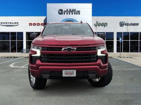 Used 2024 Chevrolet Silverado 1500 RST AWD/4WD image 12