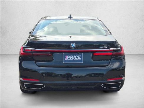 Used 2020 BMW 740i RWD image 7