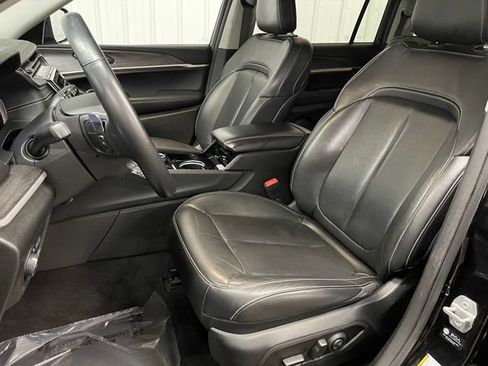 Used 2021 Jeep Grand Cherokee L Limited AWD/4WD image 17