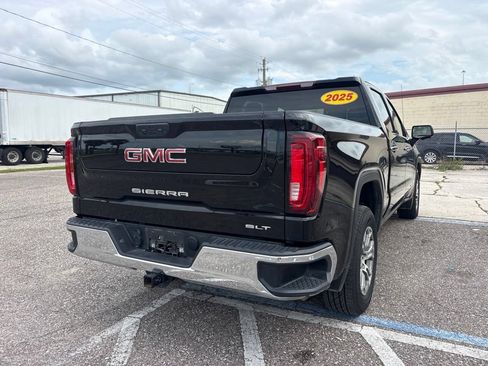 Used 2025 GMC Sierra 1500 SLT RWD image 3