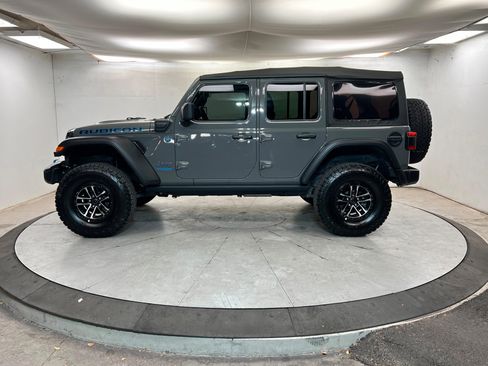 Used 2022 Jeep Wrangler Unlimited Rubicon 4xe w/ Safety Group image 2