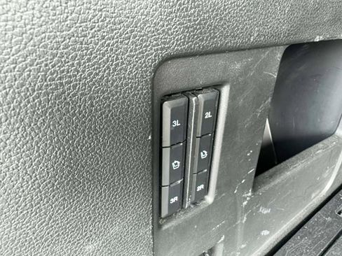 Used 2018 Ford Expedition Platinum AWD/4WD image 11