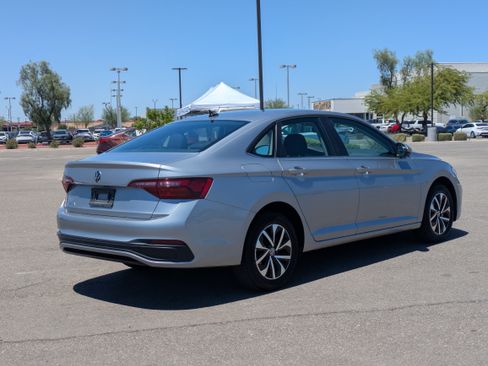 Used 2024 Volkswagen Jetta S FWD image 5