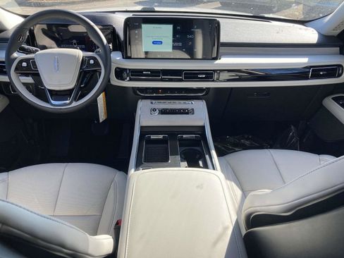New 2025 Lincoln Aviator Reserve w/ Illumination Package image 19
