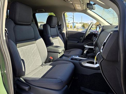 New 2026 Nissan Frontier SV image 12