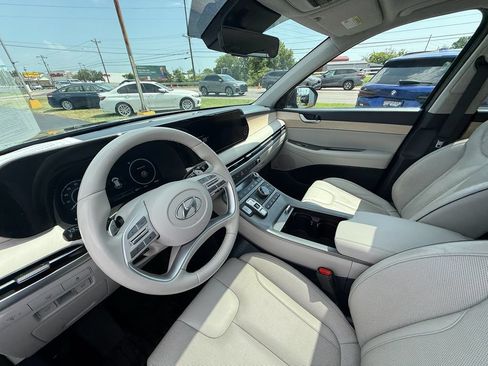 Used 2023 Hyundai Palisade Limited AWD/4WD image 14