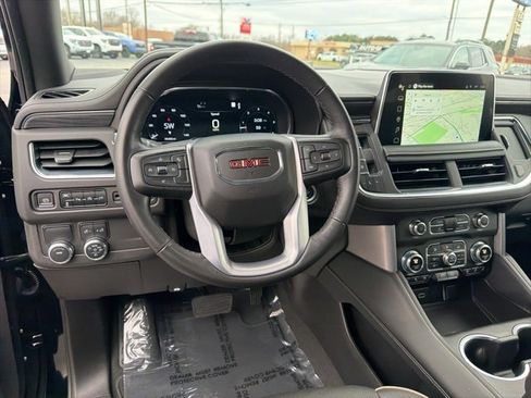Used 2022 GMC Yukon XL SLT image 15