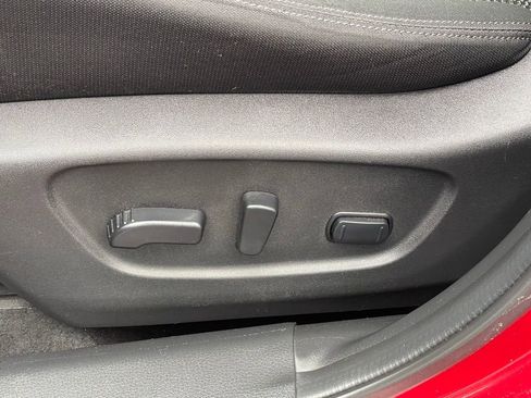 Certified 2020 Nissan Rogue Sport SV AWD/4WD image 15
