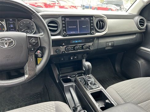 Used 2022 Toyota Tacoma SR5 image 18