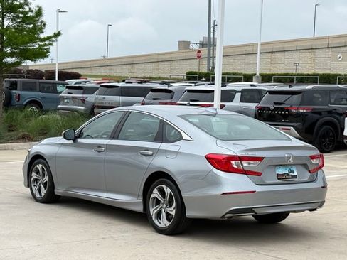 Used 2019 Honda Accord EX image 6