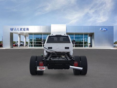 New 2026 Ford F550 2WD Regular Cab Super Duty image 5
