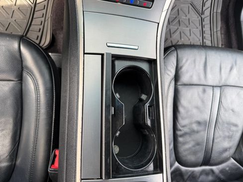 Used 2017 Lincoln MKZ Reserve FWD image 32