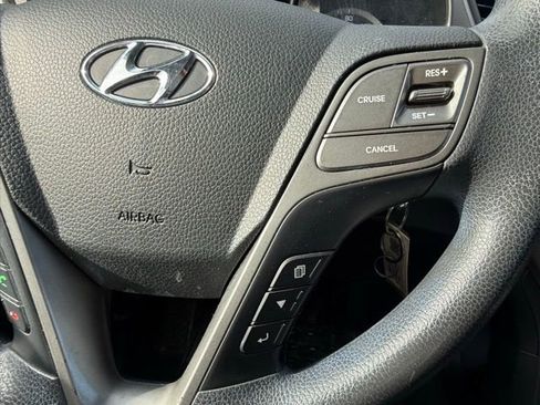 Used 2017 Hyundai Santa Fe Sport image 21