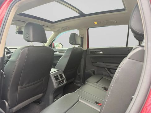 Used 2019 Volkswagen Atlas SEL R-Line AWD/4WD image 25
