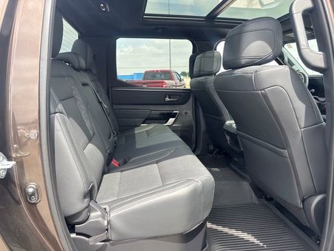 Used 2025 Toyota Tundra Limited w/ TRD Off-Road Package AWD/4WD image 12