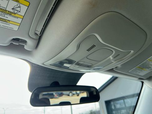 Used 2017 Jeep Renegade Sport w/ Power & Air Group image 32