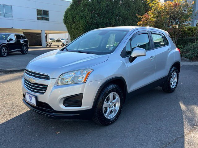 Used 2016 Chevrolet Trax LS AWD/4WD image 3